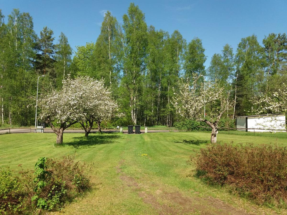 Myb&B & Guesthouse Lonneberga-Silverdalen Exterior photo